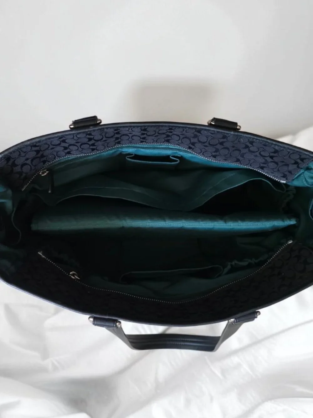 EUC COACH F77156 Signature Multifunction Diaper/Laptop Bag or Purse